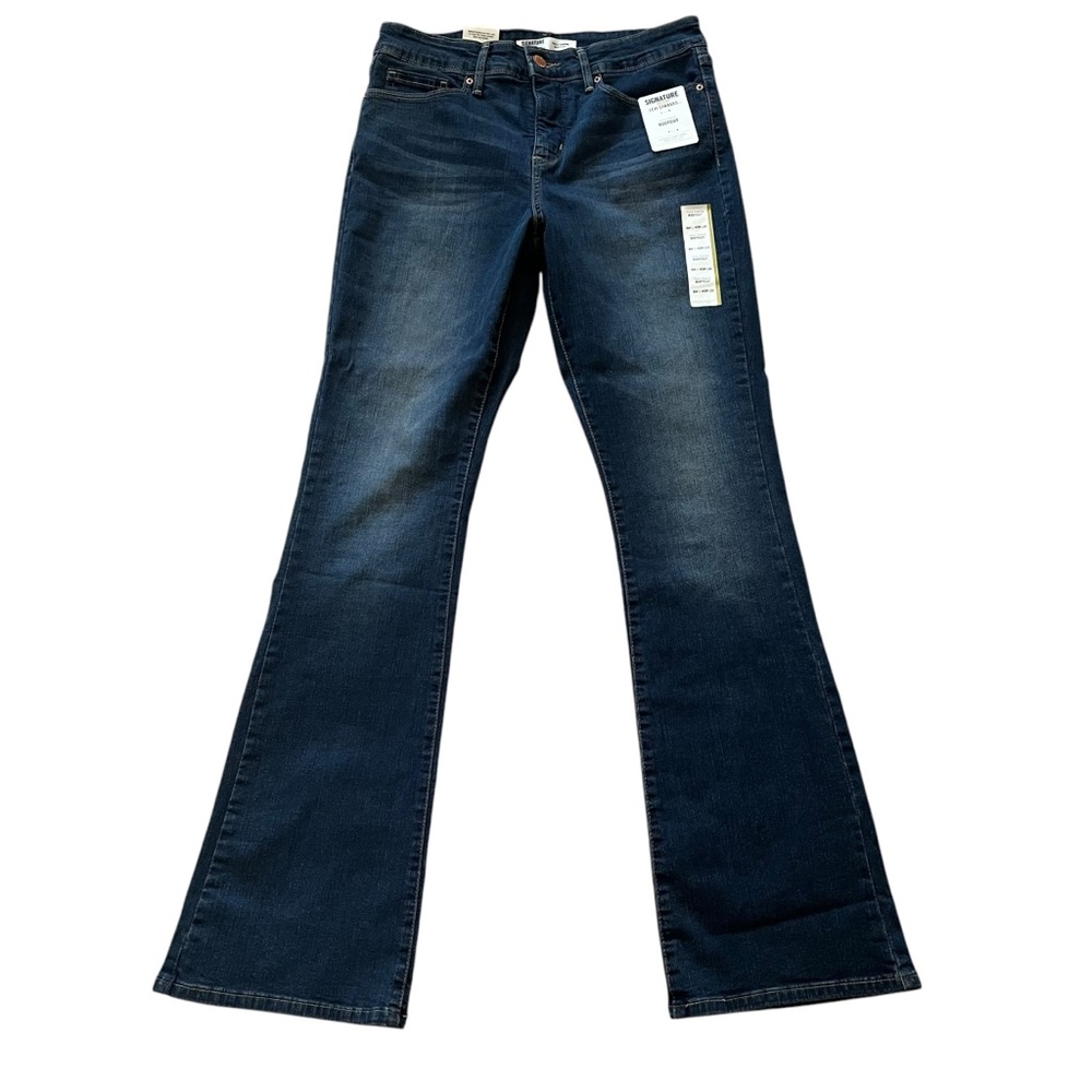 Levi's Blue Denim Signature Gold Totally Shaping Bootcut Jeans 8/29L32